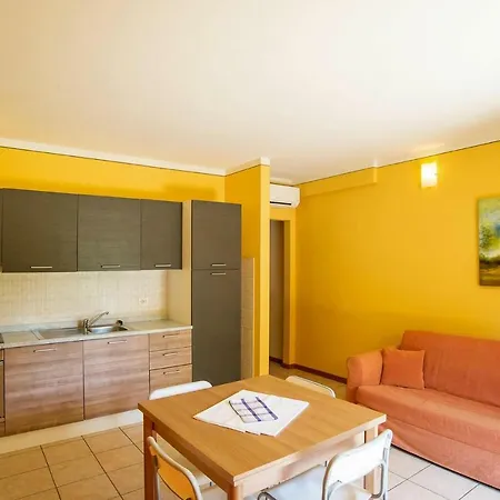 Holiday Il Passerotto Ghivizzano Ito04142 Dyc شقة *